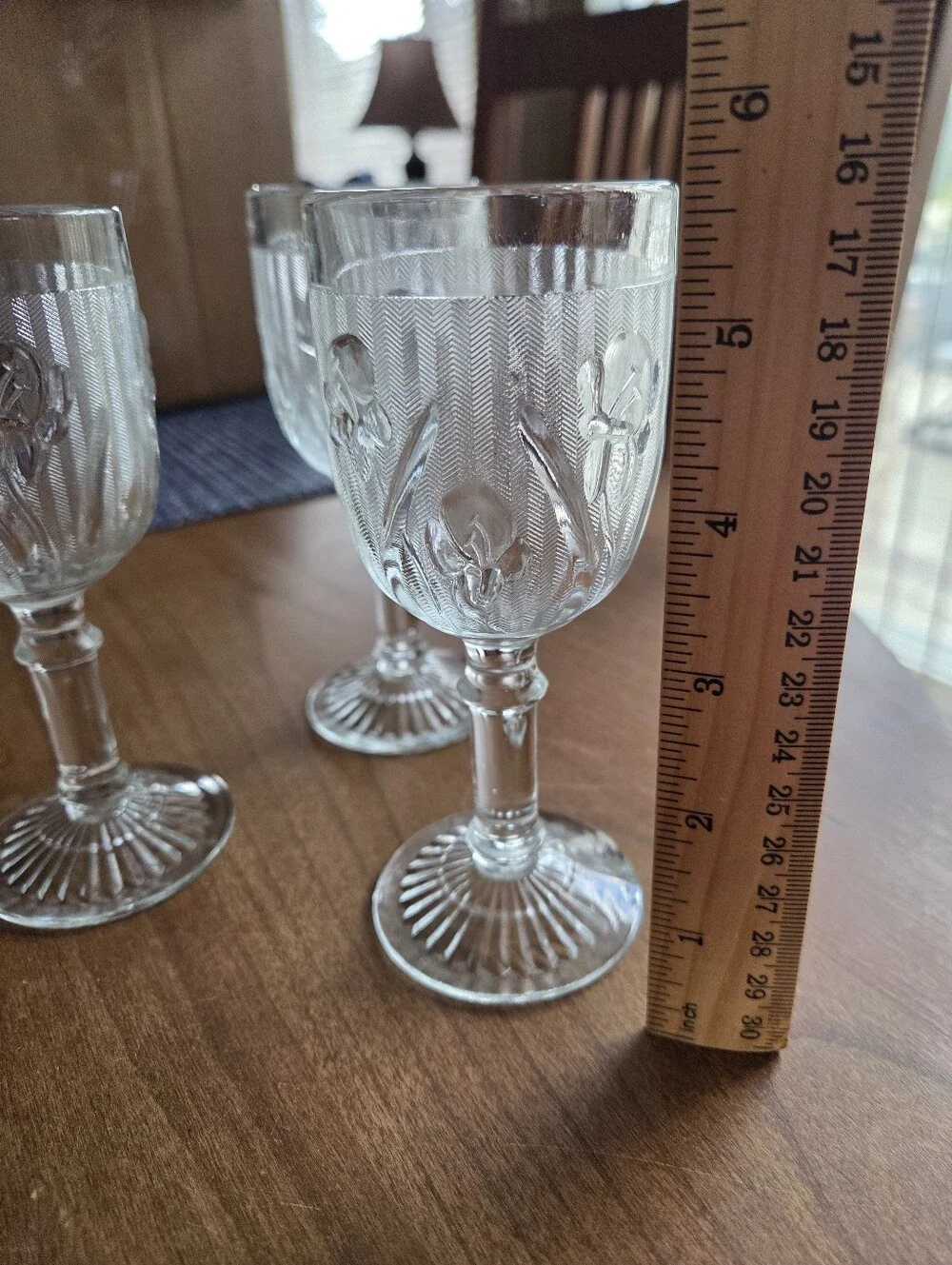 Jeanette Glass set iris